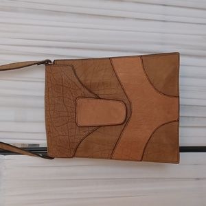Vintage Scottish Leather Bag!